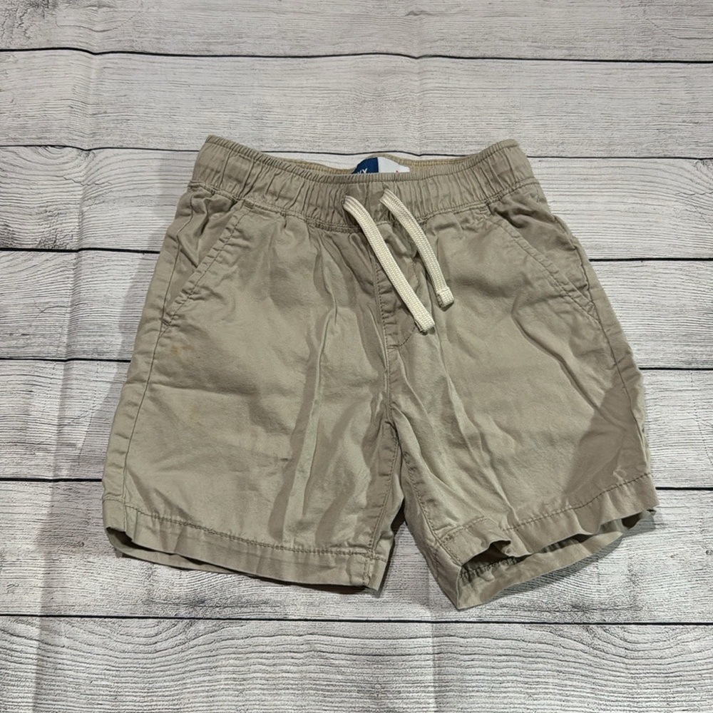 Old Navy Khaki Shorts size Small
